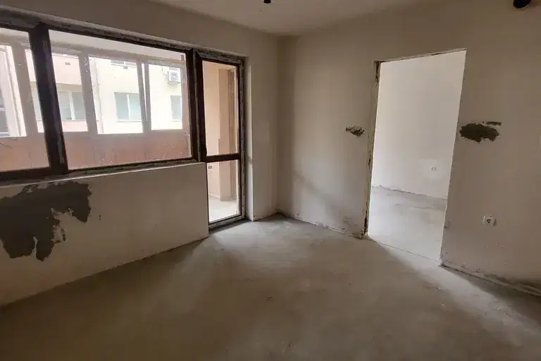 4-bedroom apartment in Pleven, Idealen Centyr