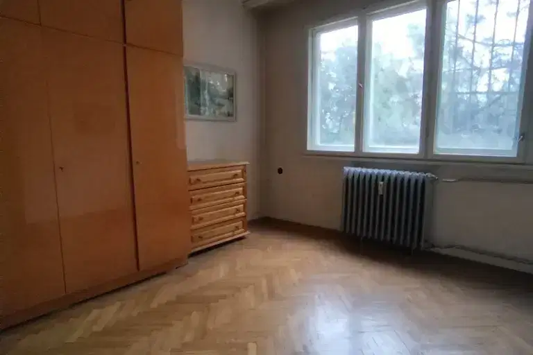 4-bedroom apartment in Pleven, Idealen Centyr