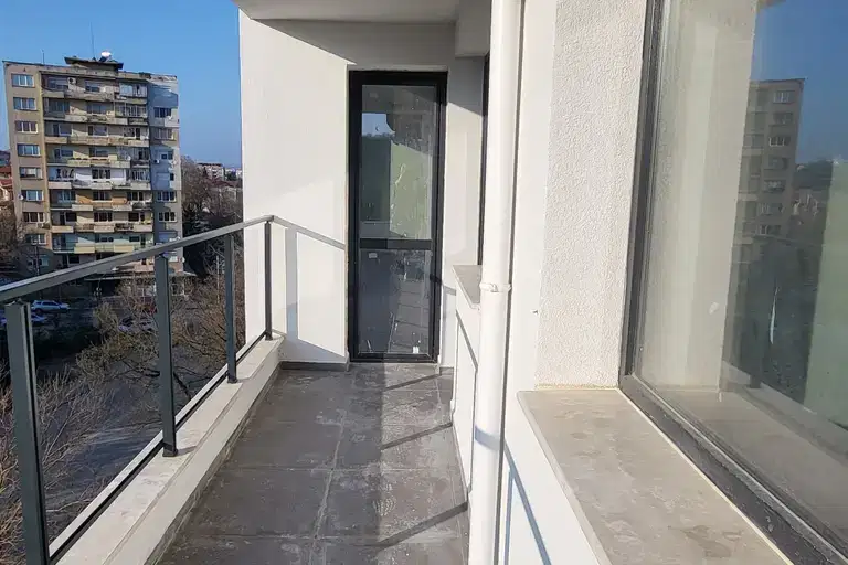 4-bedroom apartment in Pleven, Idealen Centyr