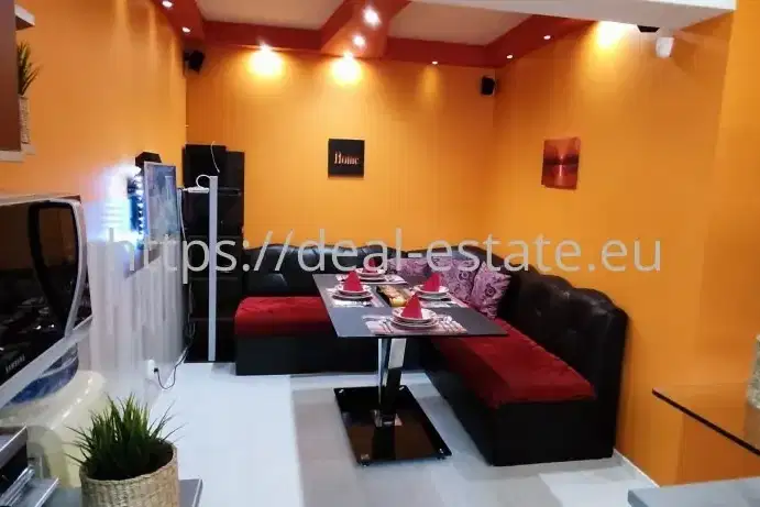 4-bedroom apartment in Благоев, Идеален център