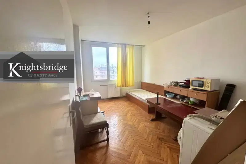 4-bedroom apartment in Sofiya, Iztok