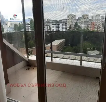 Photo 3 — 4-bedroom apartment in Sofiya, Iztok
