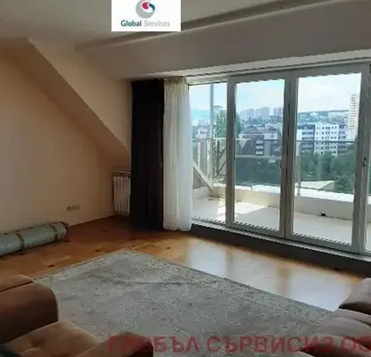 Photo 4 — 4-bedroom apartment in Sofiya, Iztok