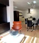 Многостаен апартамент в София, Изток