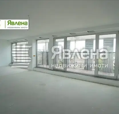 Снимка 4 — Многостаен апартамент в София, Изток