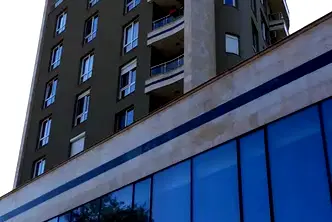 Многостаен апартамент в София, Изток