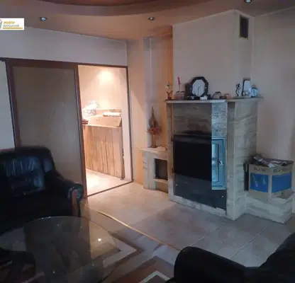 Photo 3 — 4-bedroom apartment in Veliko Tyrnovo, Kartala