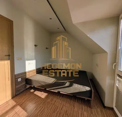 Photo 4 — 4-bedroom apartment in Varna, Kolhozen Pazar