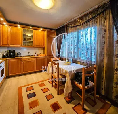 Снимка 3 — Многостаен апартамент в София, Красно село
