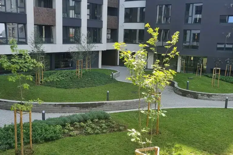 Многостаен апартамент в София, Кръстова вада