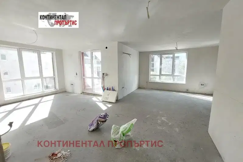 Многостаен апартамент в София, Кръстова вада