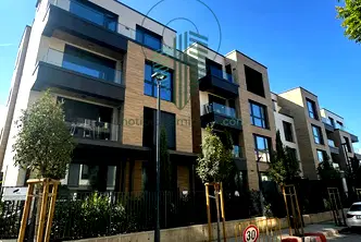 Просторен 4-стаен апартамент с 2 тераси в Кръстова вада, София