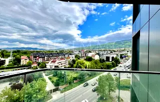 Многостаен апартамент в София, Кръстова вада