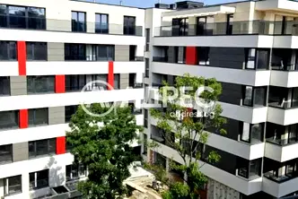 Многостаен апартамент в София, Кръстова вада