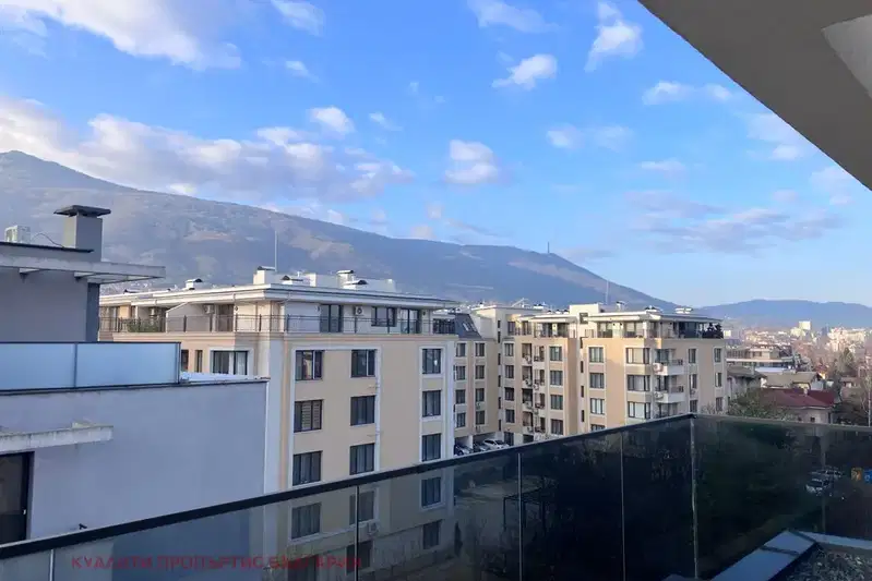 4-bedroom apartment in Sofiya, Krystova Vada