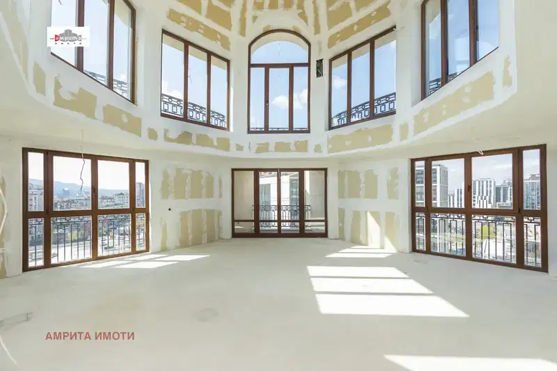 Многостаен апартамент в София, Кръстова вада