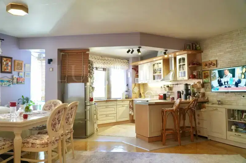 4-bedroom apartment in Plovdiv, Kyrshiyaka