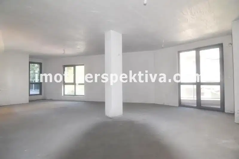 4-bedroom apartment in Plovdiv, Kyrshiyaka