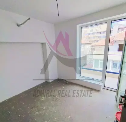 Photo 4 — 4-bedroom apartment in Varna, Levski 1