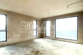 Многостаен апартамент във Варна, Левски 1