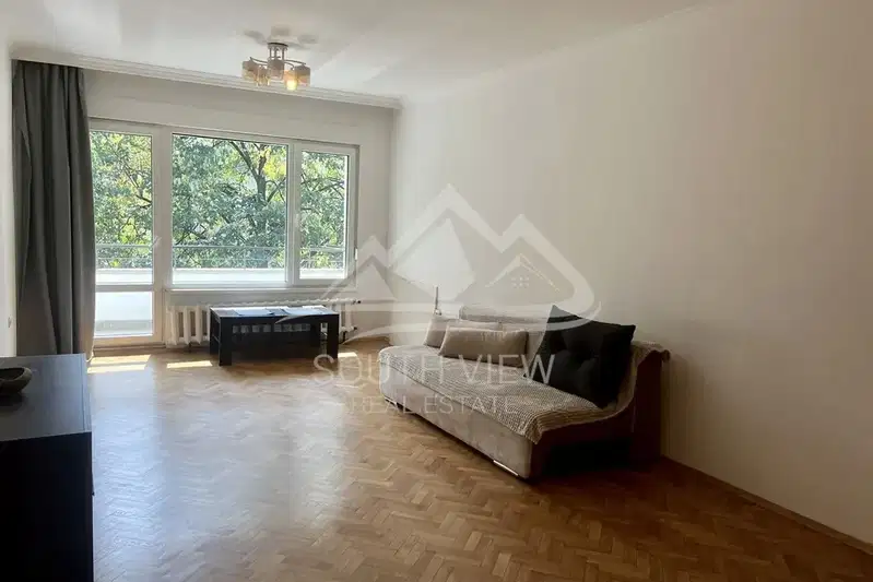Многостаен апартамент в София, Лозенец
