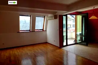Многостаен апартамент в София, Лозенец