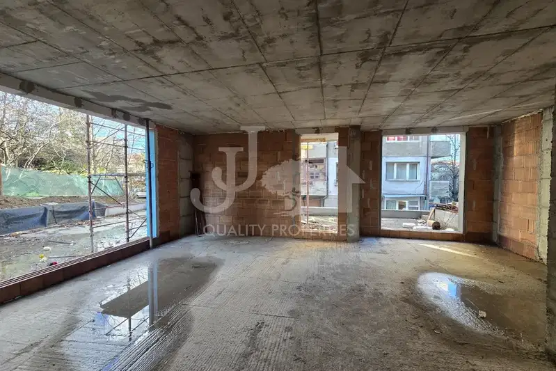4-bedroom apartment in Sofiya, Lozenec