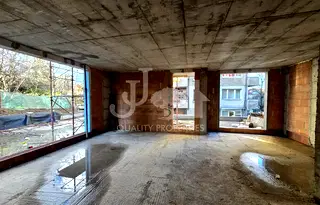 Многостаен апартамент в София, Лозенец