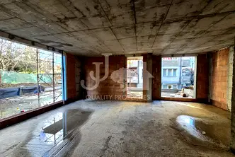 Многостаен апартамент в София, Лозенец