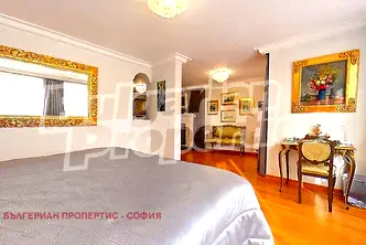 Многостаен апартамент в София, Лозенец