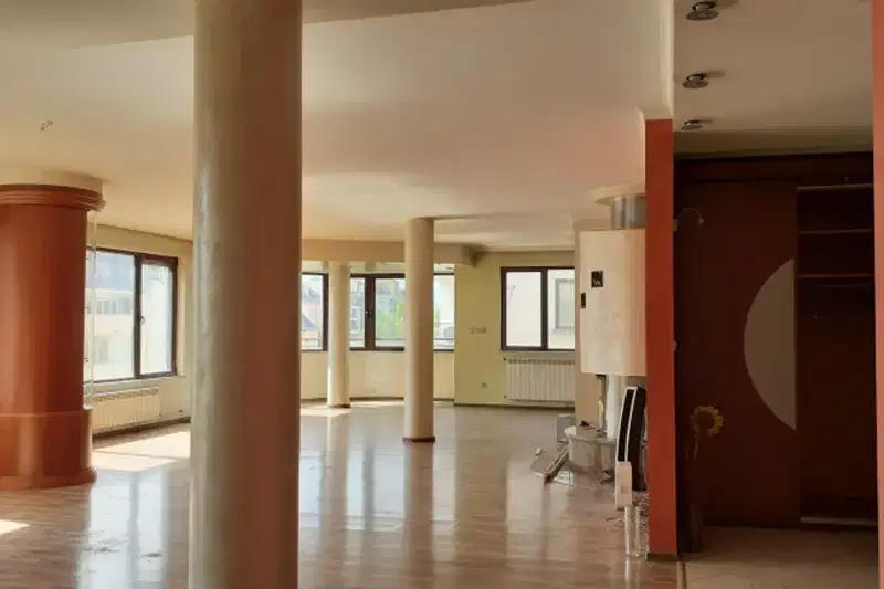 4-bedroom apartment in Sofiya, Lozenec