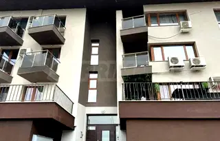 Четиристаен апартамент с тераси и гледка към Витоша в Малинова долина