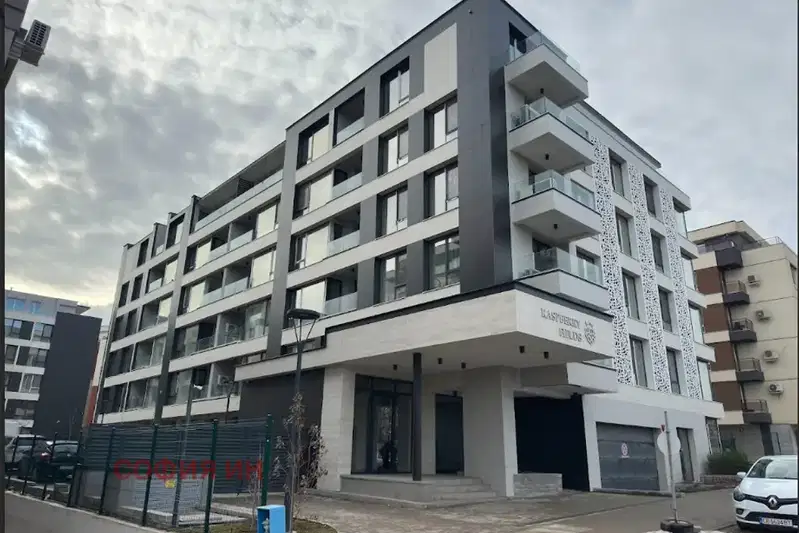 4-bedroom apartment in Sofiya, Malinova Dolina