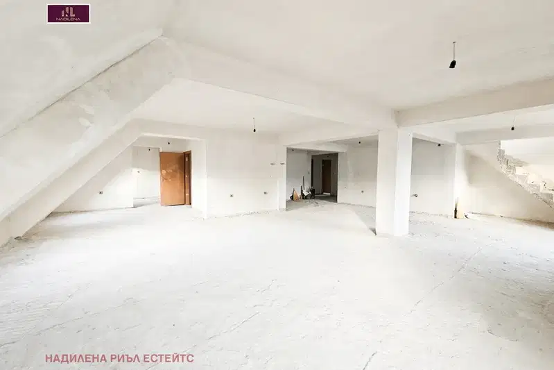 4-bedroom apartment in Sofiya, Malinova Dolina
