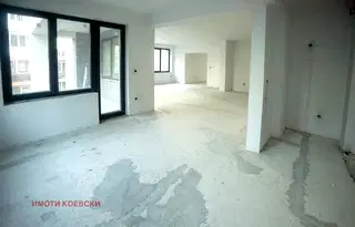 Четиристаен апартамент с три балкона в Манастирски ливади, София