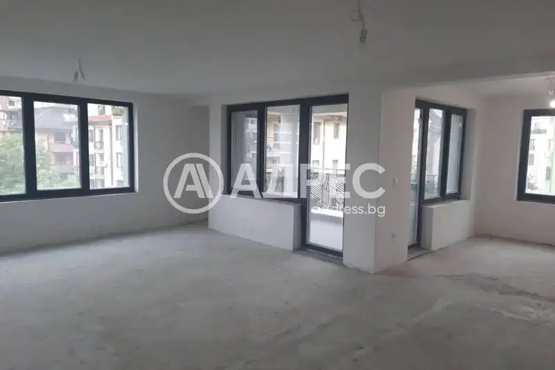 Large apartment with 3 terraces in Manastirski Livadi, Sofia
