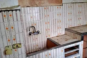 Многостаен апартамент във Варна, Младост 1