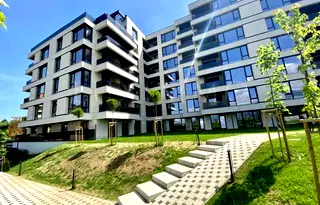 Многостаен апартамент в София, Младост 2