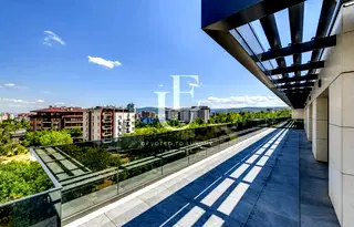 Многостаен апартамент в София, Младост 2