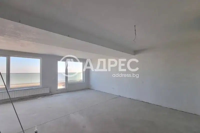 4-bedroom apartment in Sofia, Mladost 4