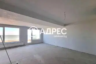 Многостаен апартамент в София, Младост 4