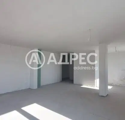 Photo 2 — 4-bedroom apartment in Sofiya, Mladost 4