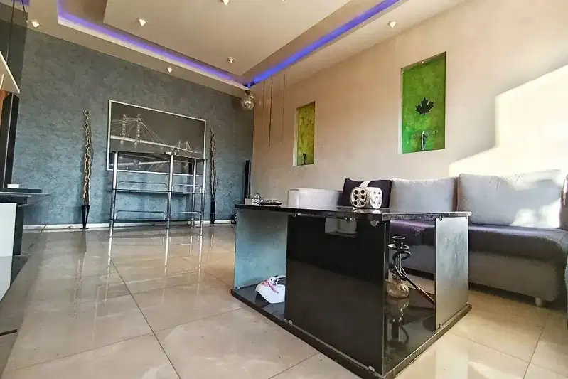 4-bedroom apartment in Sofiya, Nadejda 1