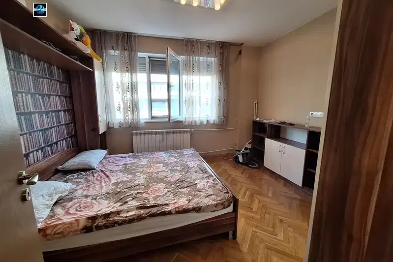 4-bedroom apartment in Sofiya, Oborishte