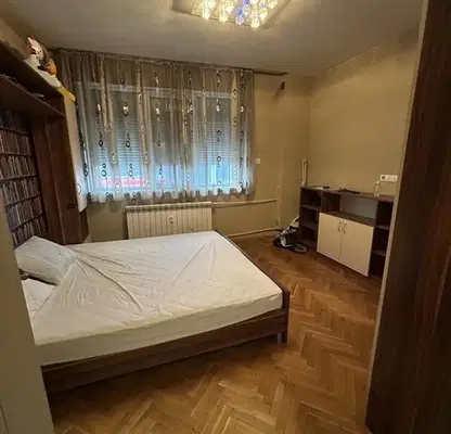 Снимка 4 — Многостаен апартамент в София, Оборище
