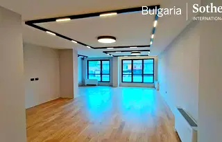 Многостаен апартамент в София, Оборище