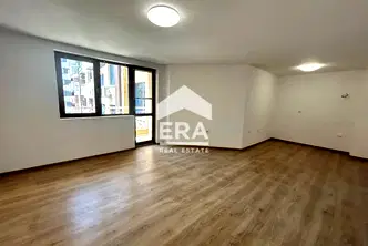Многостаен апартамент във Варна, Окръжна болница-Генерали