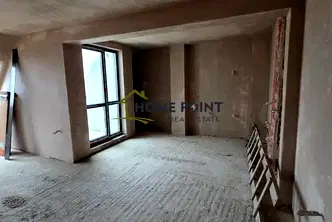 Четиристаен апартамент с 5 тераси в района на Окръжна болница, Варна