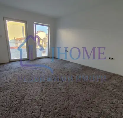 Photo 5 — 4-bedroom apartment in Varna, Operata