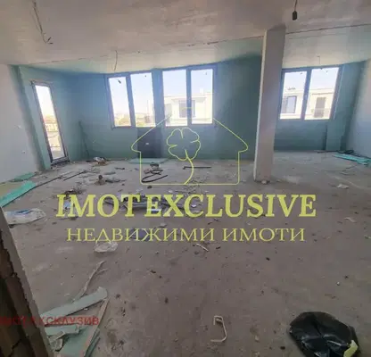 Снимка 2 — Многостаен апартамент в Пловдив, Остромила